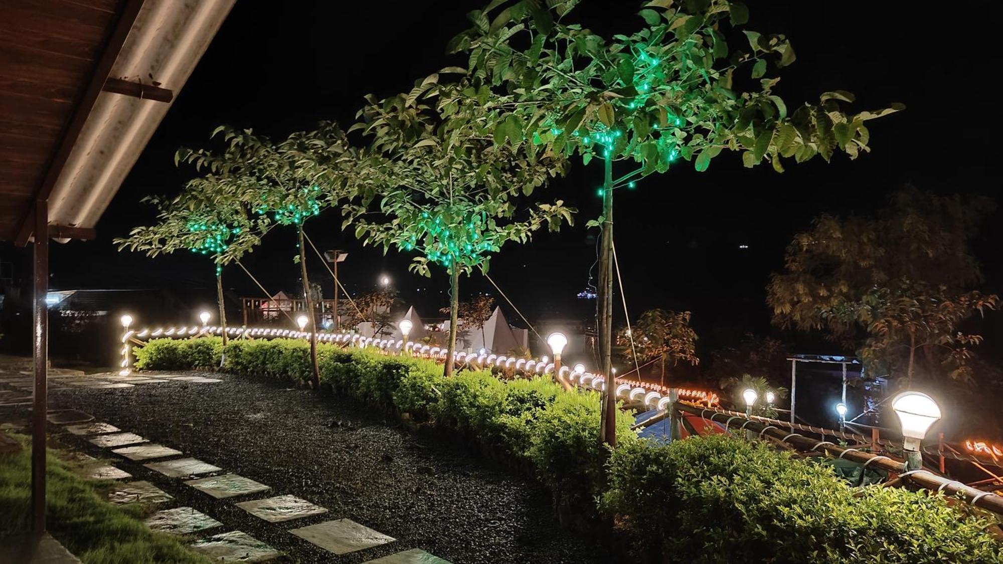 Shelby Pawana Lake Cottages & Camping Tents Lonavala Buitenkant foto