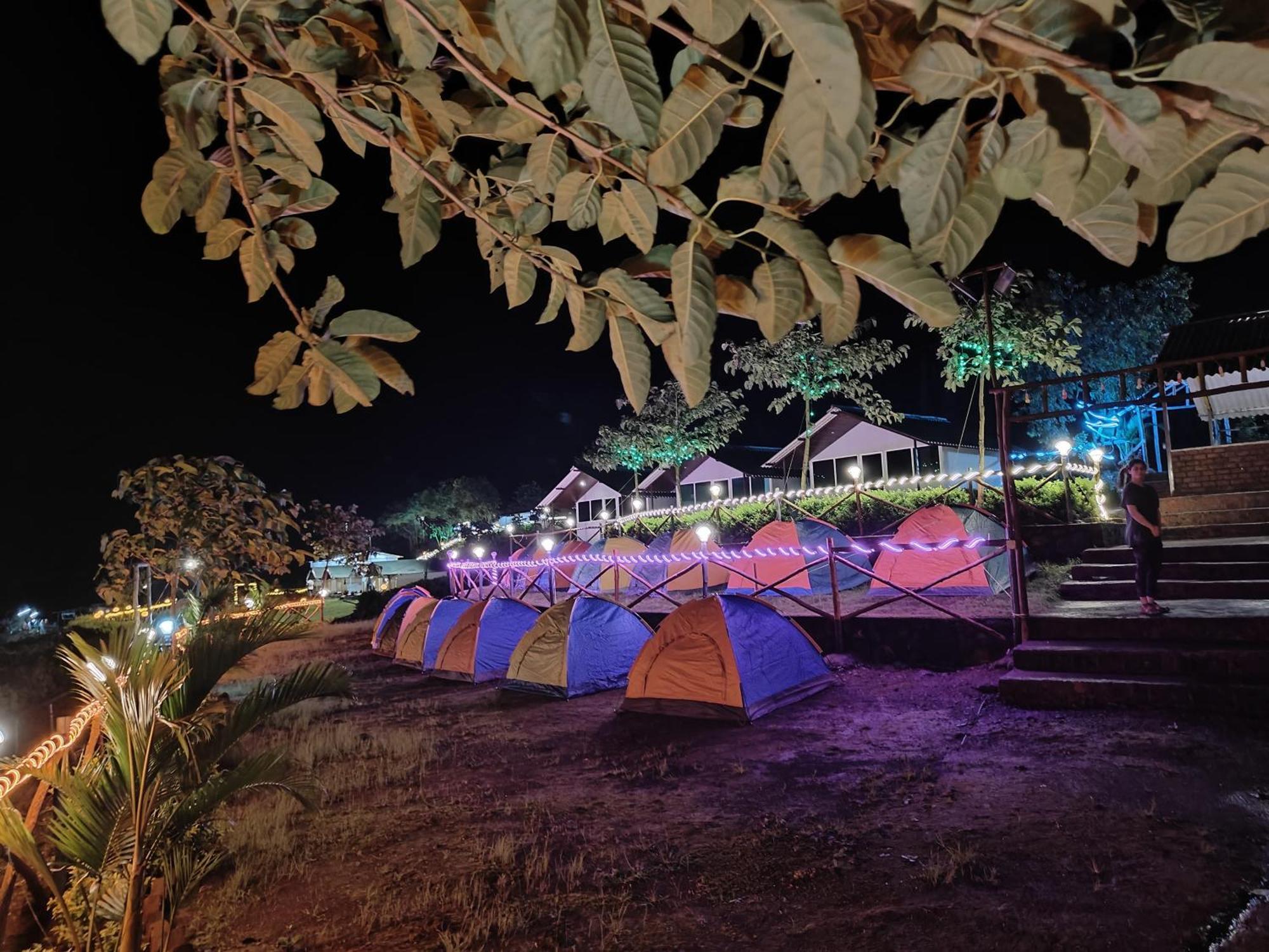 Shelby Pawana Lake Cottages & Camping Tents Lonavala Buitenkant foto