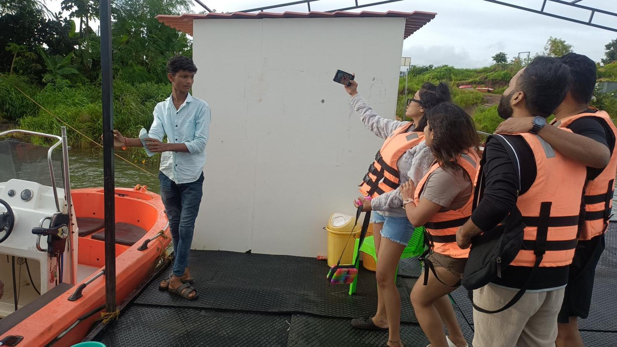 Shelby Pawana Lake Cottages & Camping Tents Lonavala Buitenkant foto