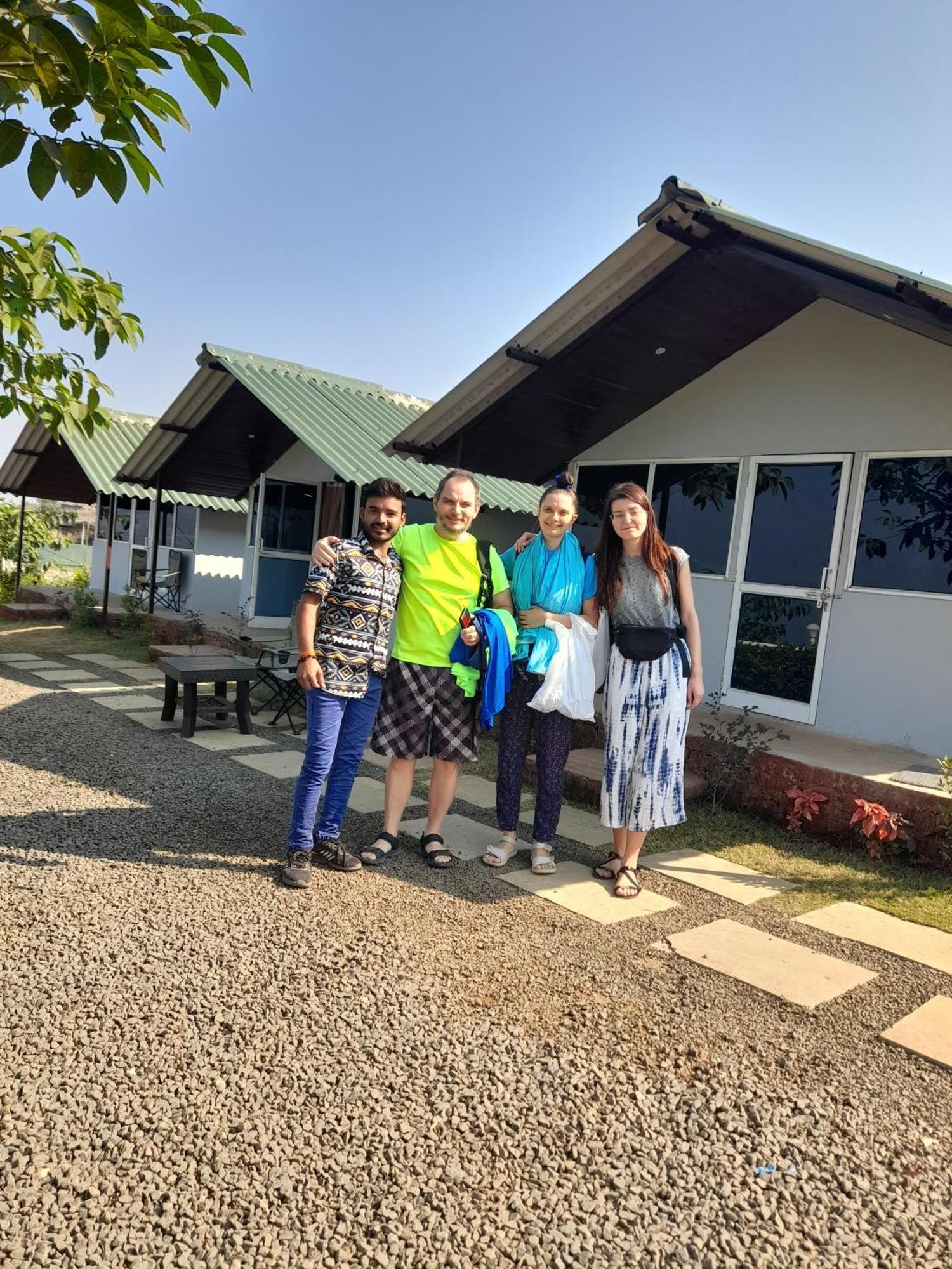 Shelby Pawana Lake Cottages & Camping Tents Lonavala Buitenkant foto
