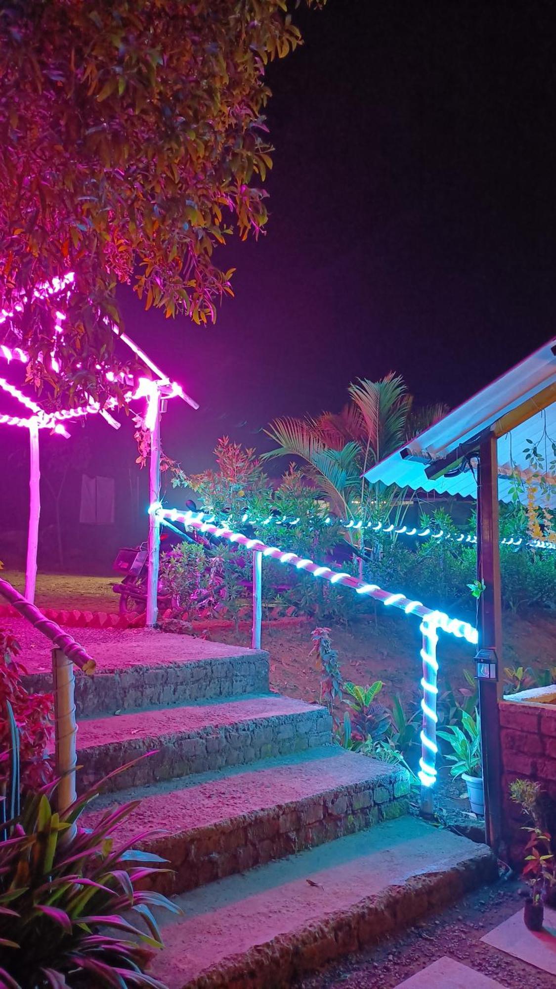 Shelby Pawana Lake Cottages & Camping Tents Lonavala Buitenkant foto